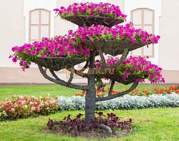 ДУБ, цветочница вертикальная с имитацией коры дерева с термо-чашами