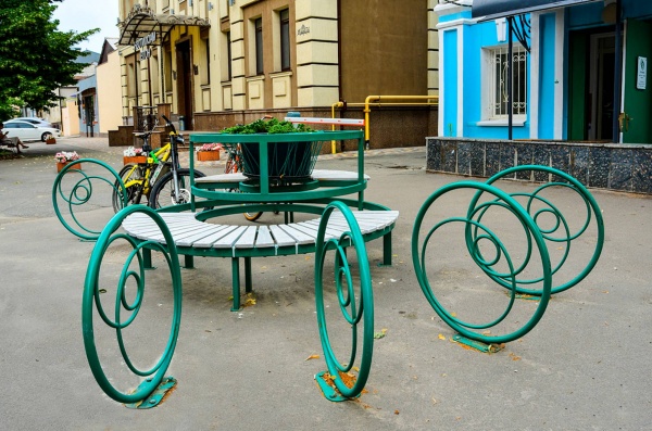 ОРБИТА Джина парк 1, скамья с велопарковкой от производителя: завод городской уличной мебели Lora-Park