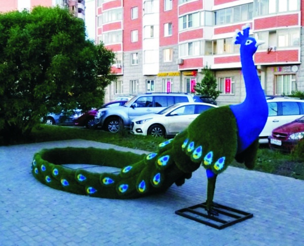 ПАВЛИНЫ синий с хвостом-цветником, арт-объект, топиарная фигура от производителя: завод городской уличной мебели Lora-Park